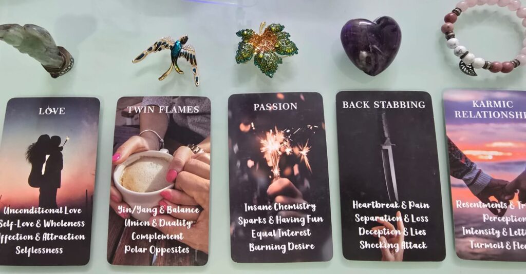 best tarot card reader in India