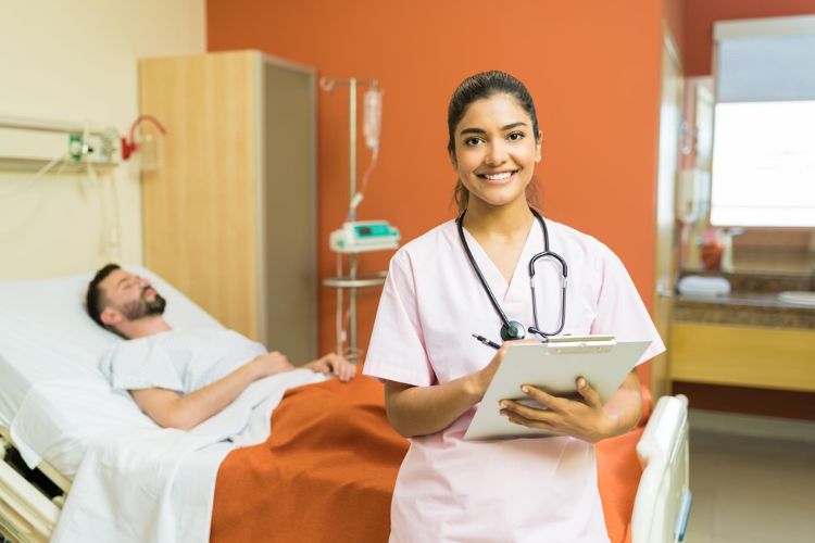 Guide to Choosing the Best Trained Nurse for Home in Kolkata